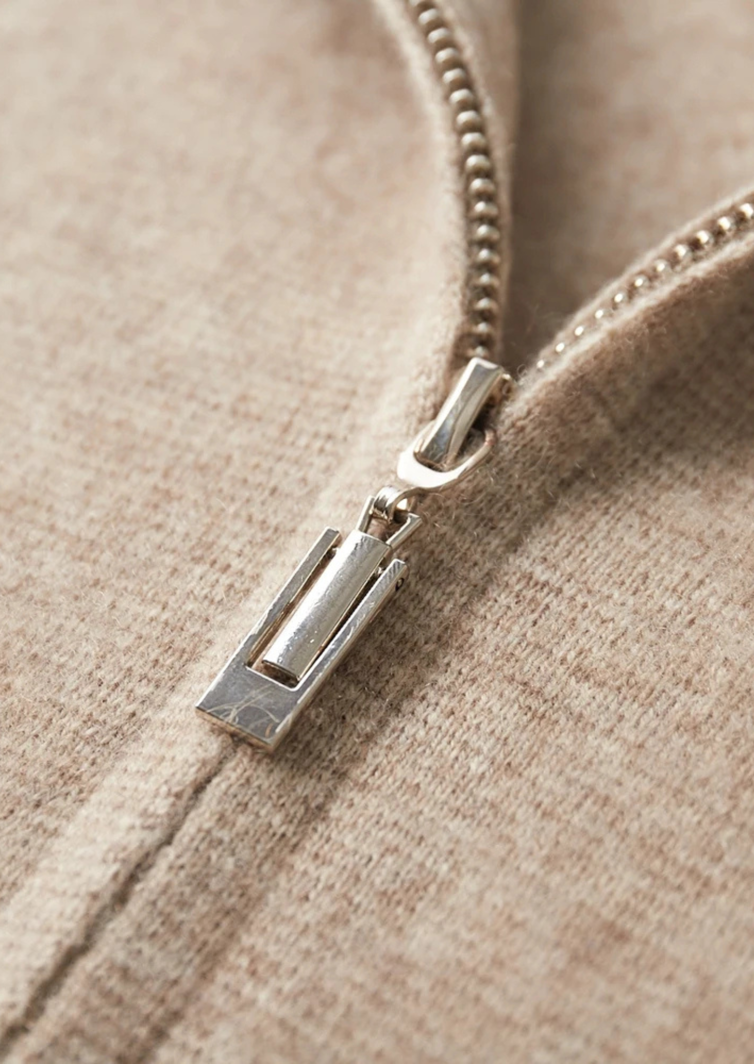 100% CASHMERE ZIPPER CARDIGAN