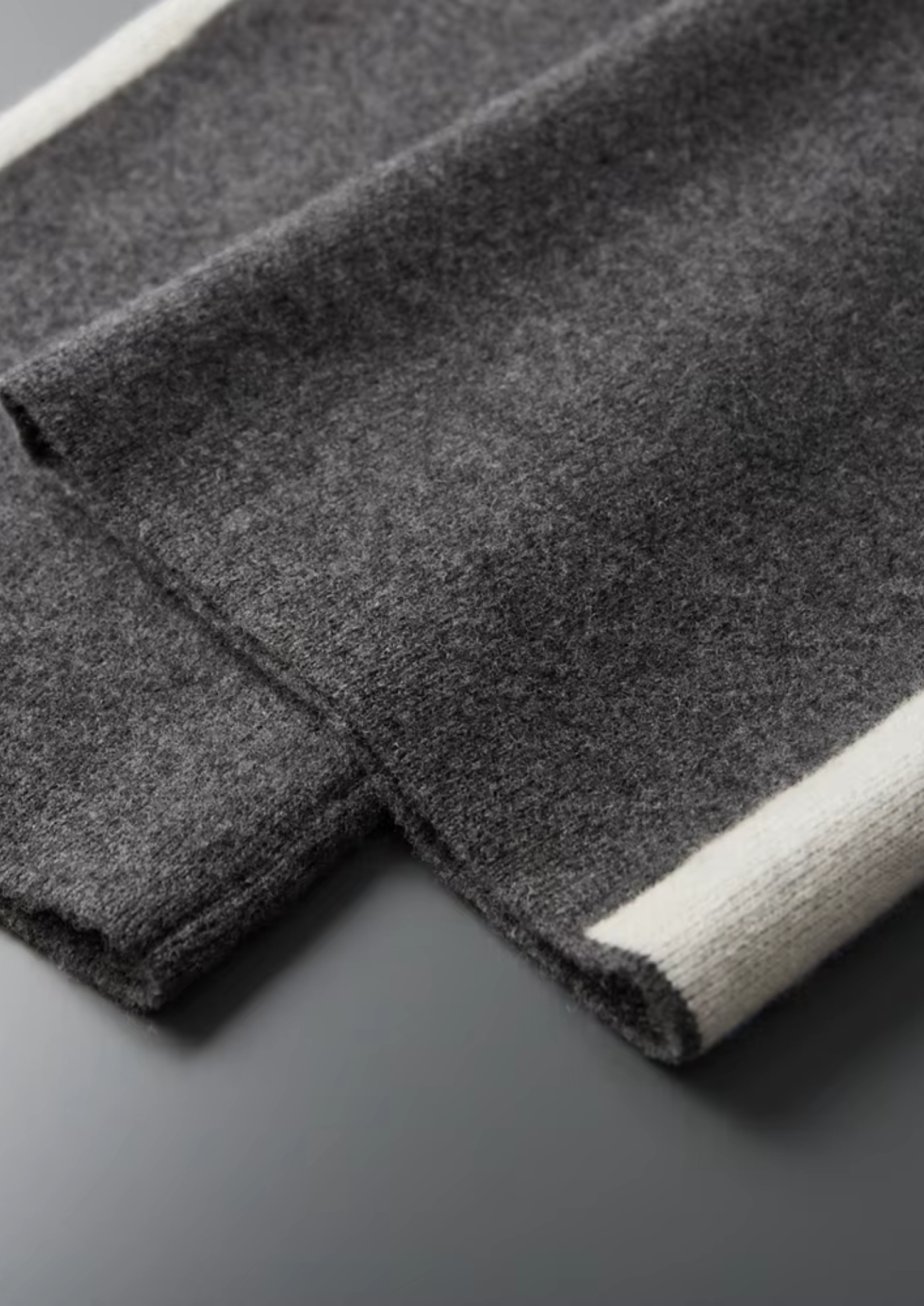 100% CASHMERE WIDE LEISURE TROUSERS